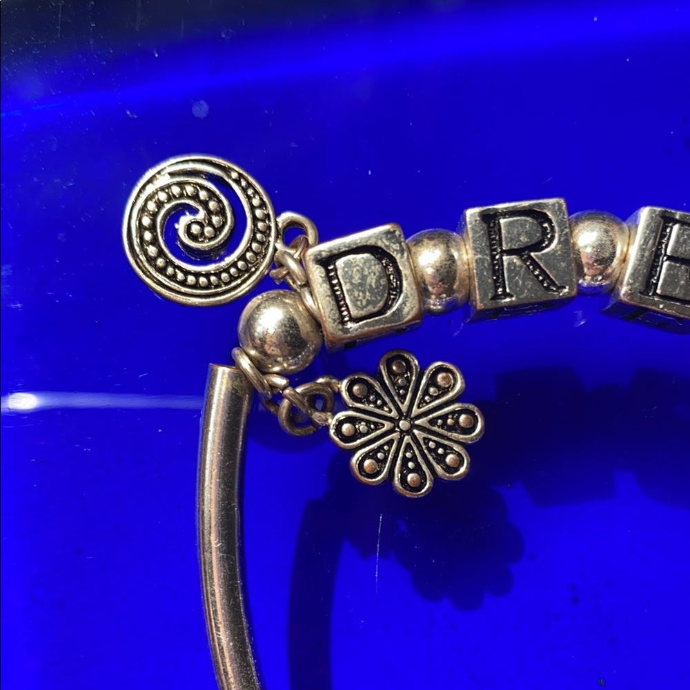 Pandora-style Silver 'Dream' Bracelet with Clear Beads.  Stretchy band. EUC - Picture 2 of 7